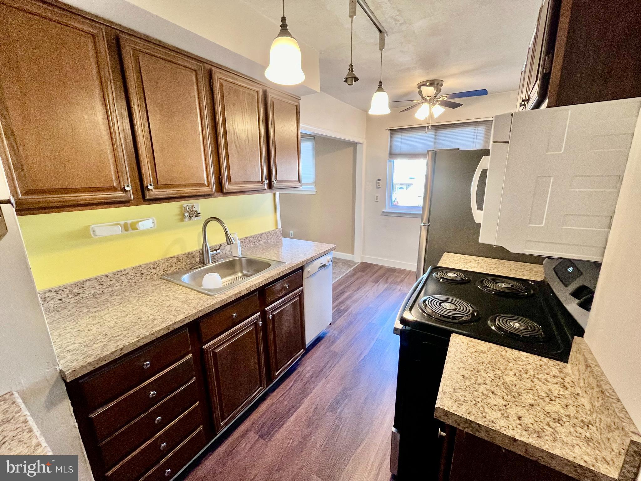 DREXEL HILL - Residential Lease