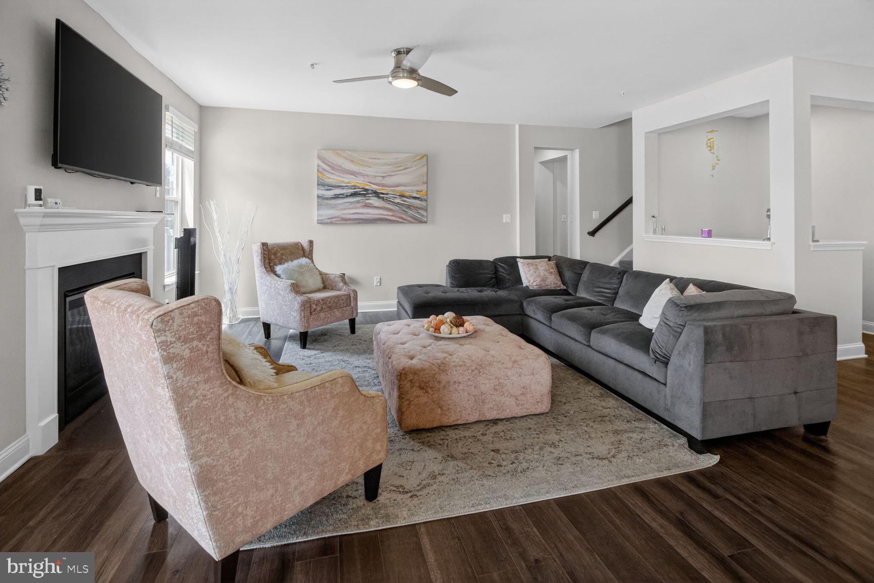 5451 DUNDEE LANE
