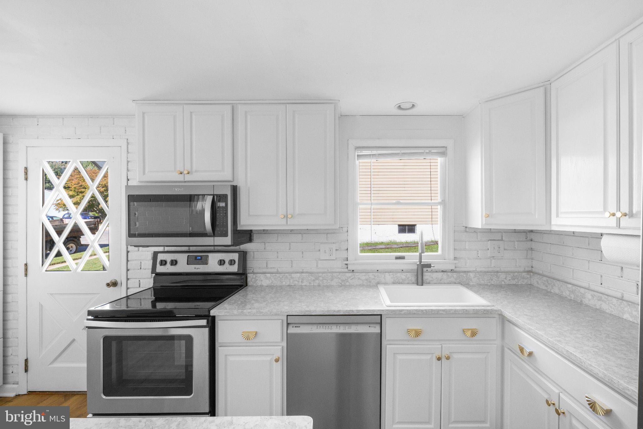 2611 BRADWELL COURT