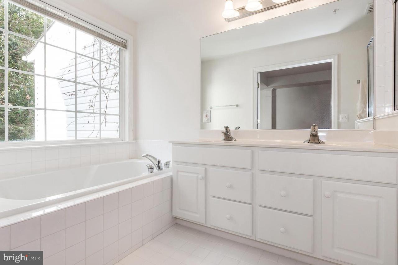 VILLAGE AT OAK HILL - Residential Lease