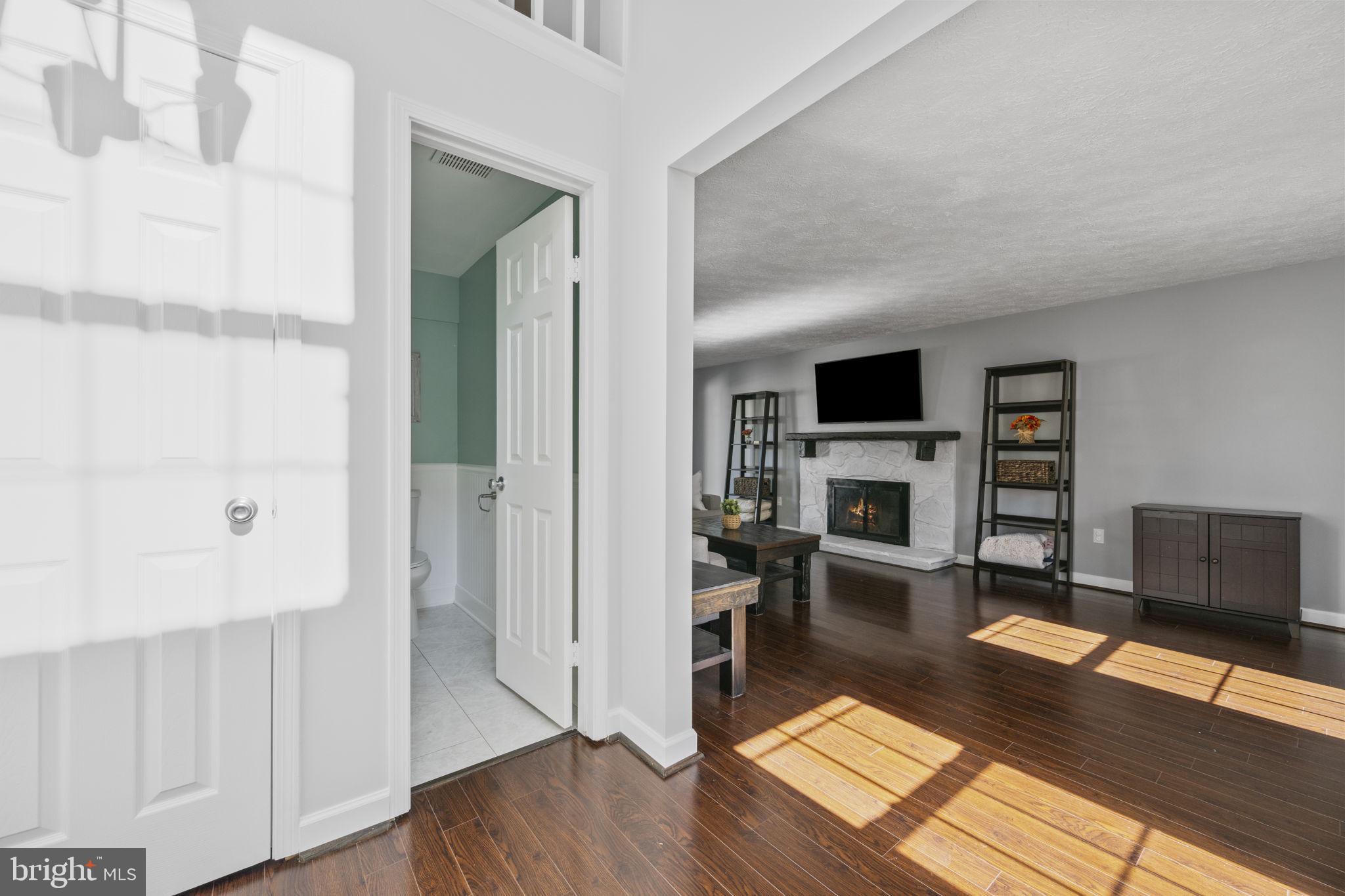 KINGS CONTRIVANCE - Residential