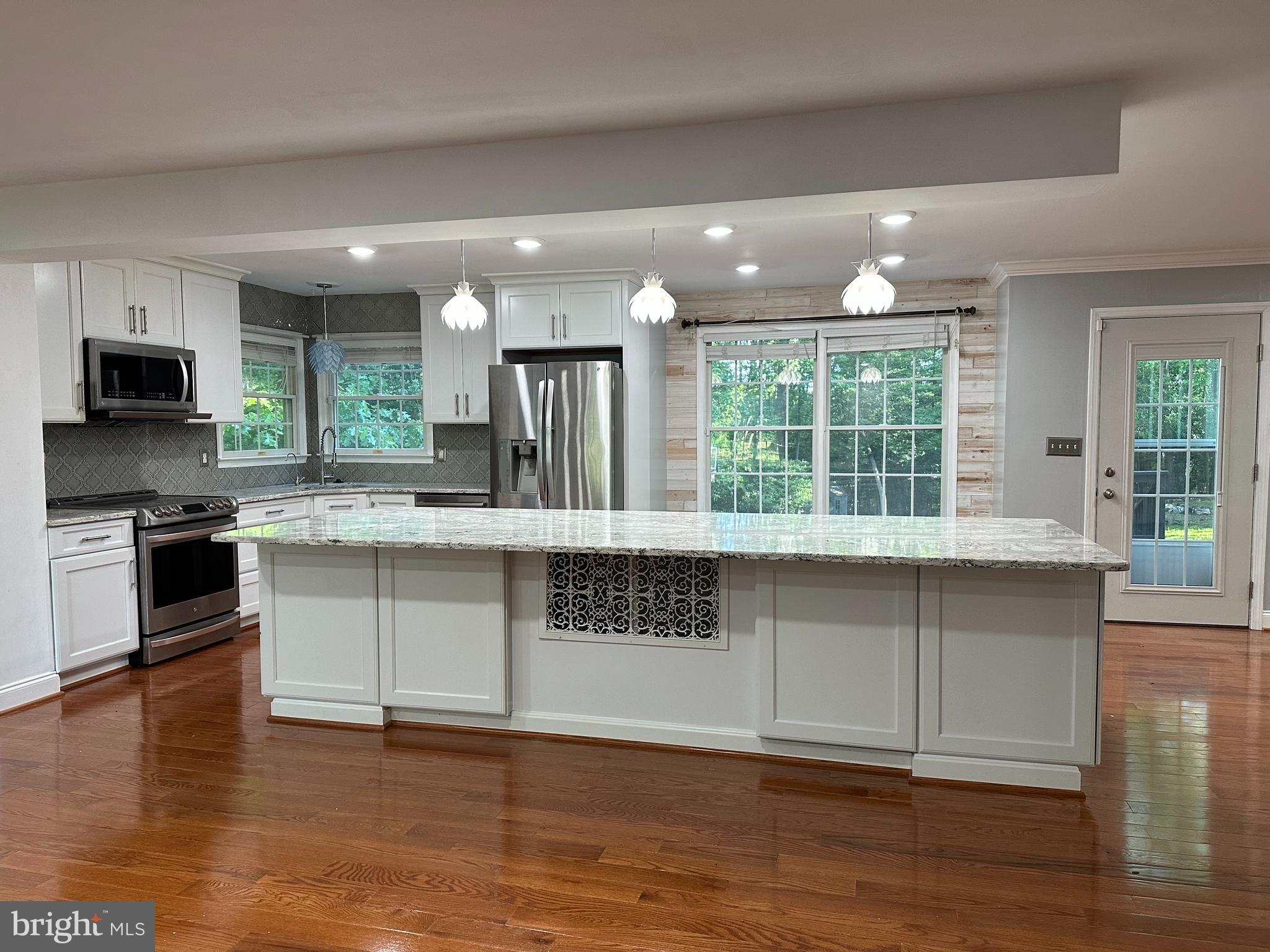 SEVERNA PARK - Residential
