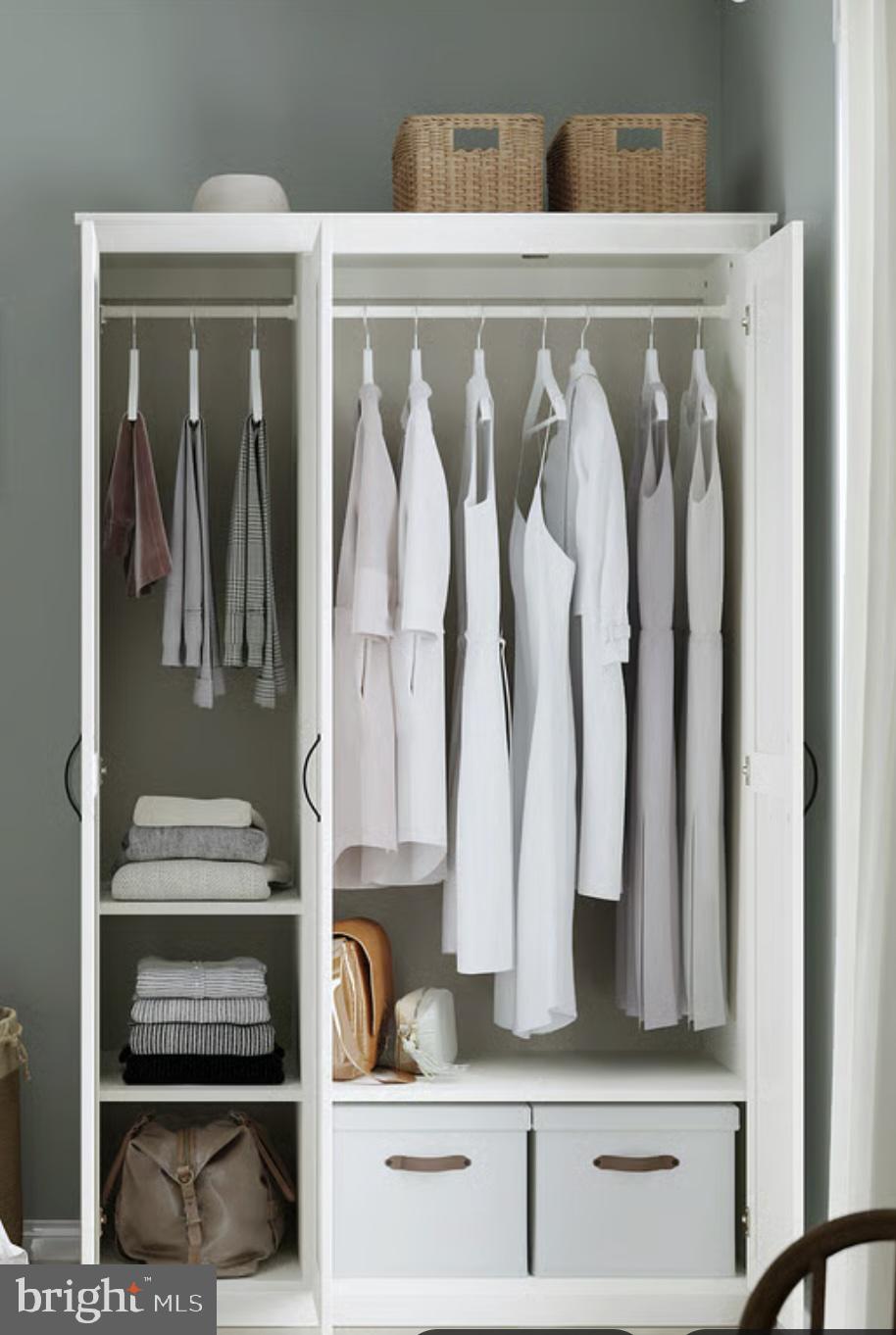 EDGEWOOD MEADOWS - Residential