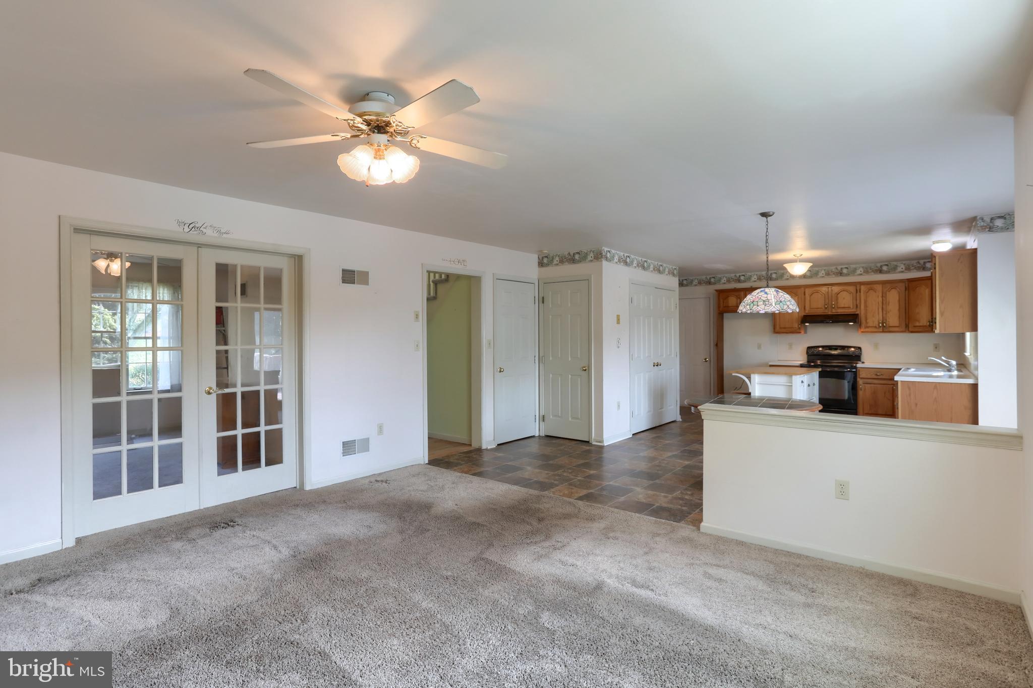 SUNHILL ESTATES - Residential