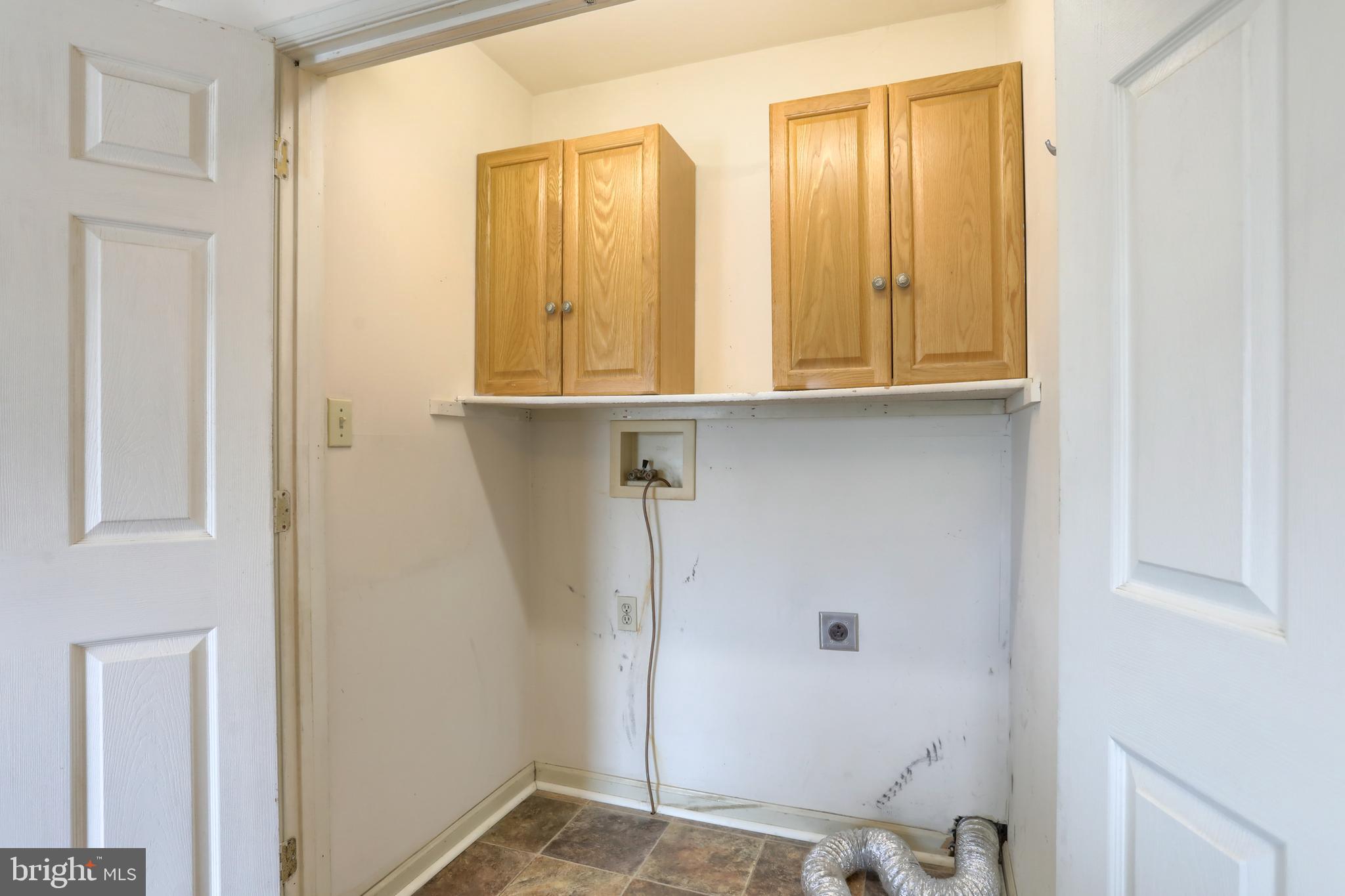 SUNHILL ESTATES - Residential