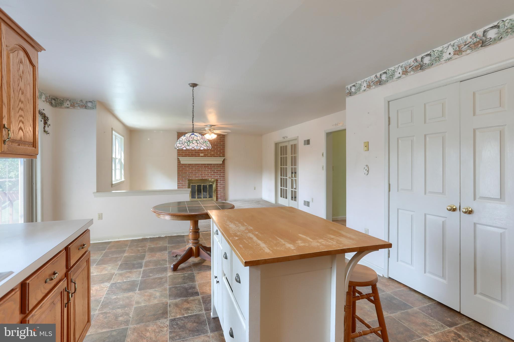 SUNHILL ESTATES - Residential