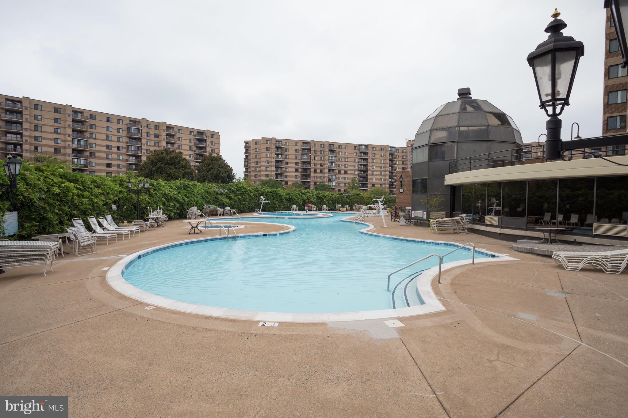 ROTONDA - Residential