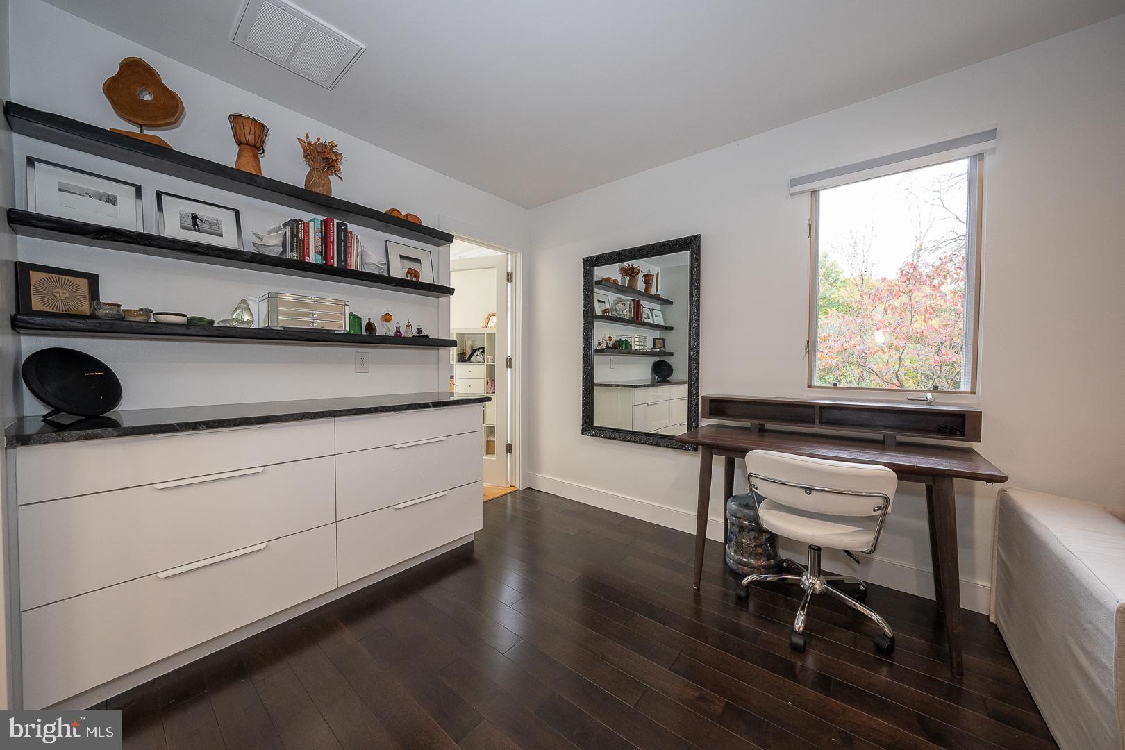 ALDERBROOK - Residential