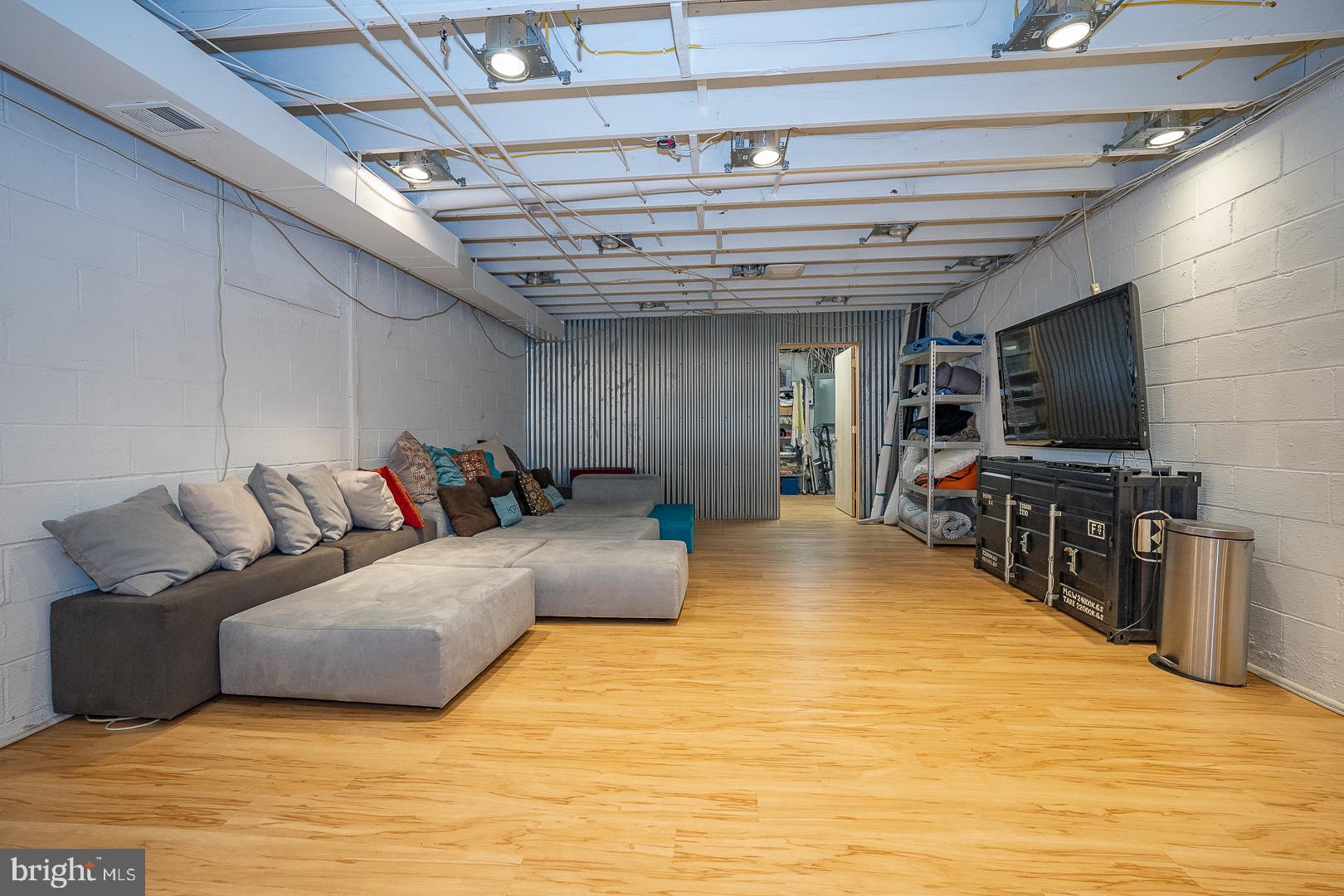 ALDERBROOK - Residential