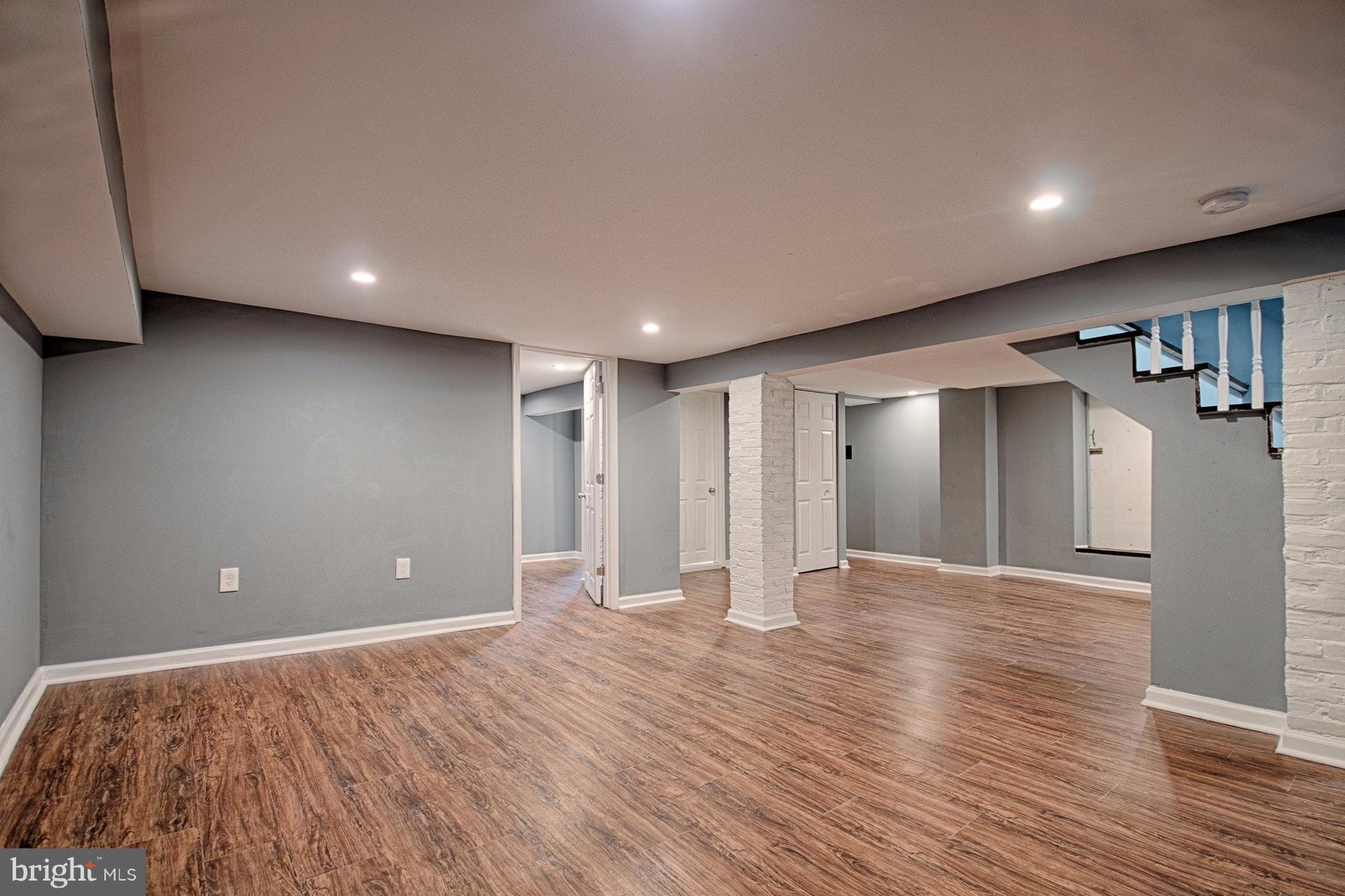 GWYNN OAK UPLANDS - Residential