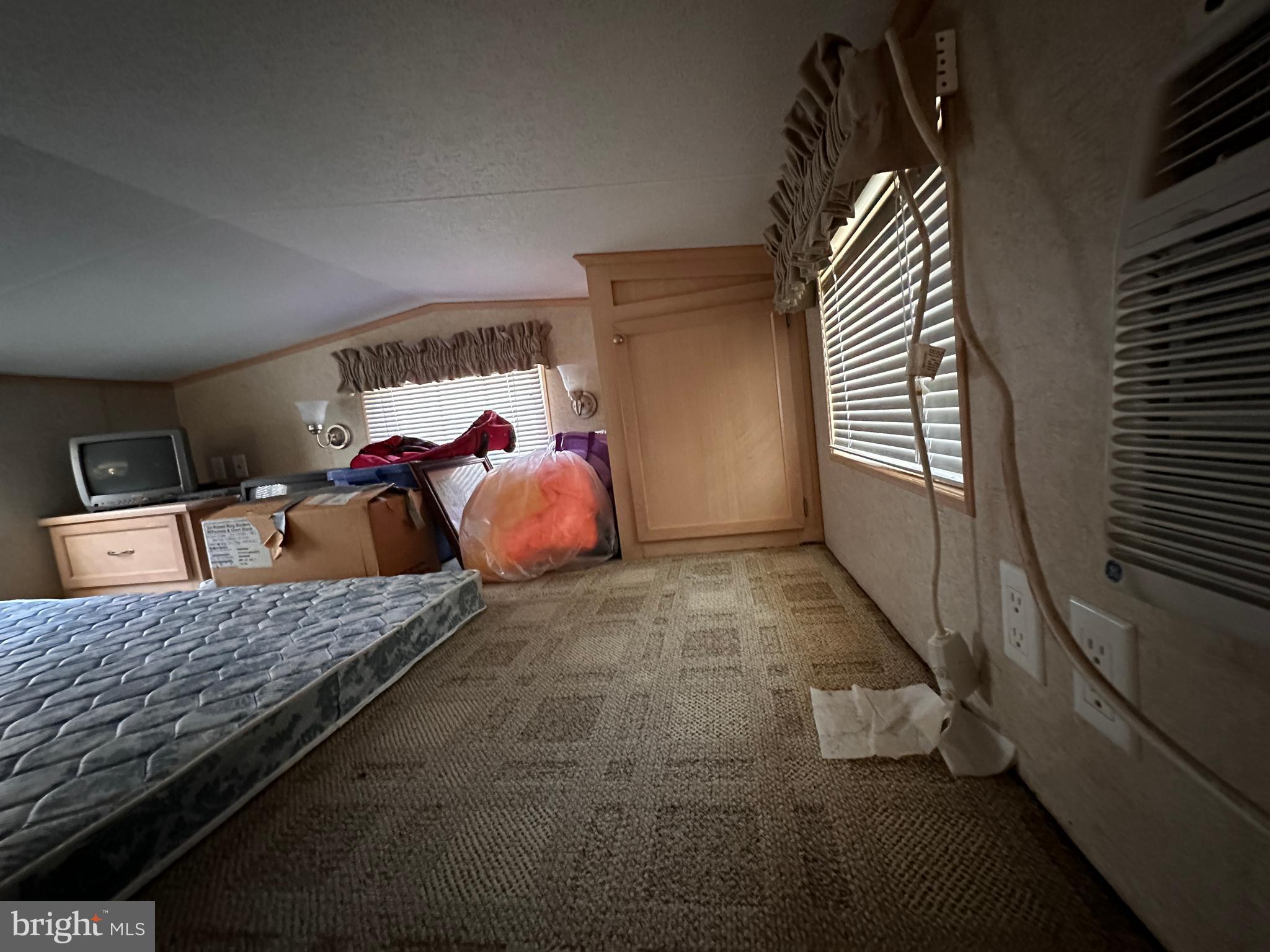 Z - NOT IN LIST (SEE REMARKS) - Residential