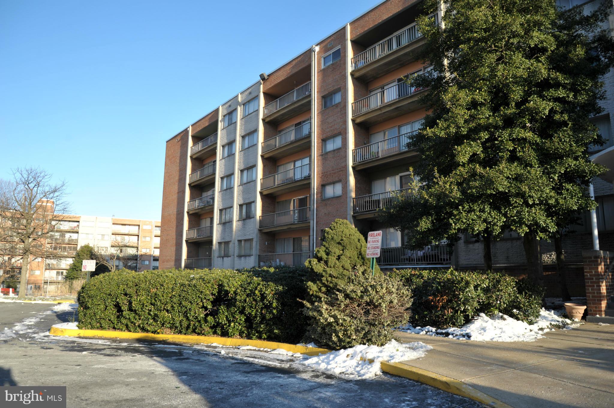 THE SEASONS - Residential Lease