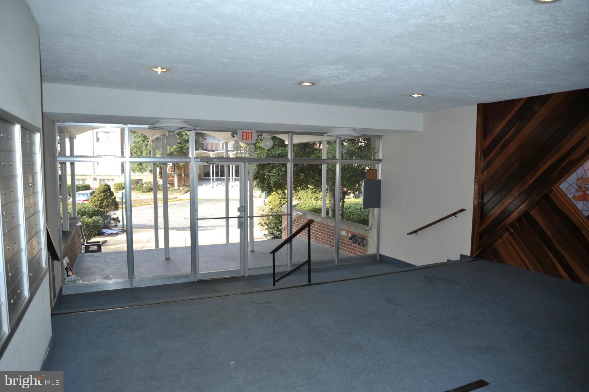 THE SEASONS - Residential Lease