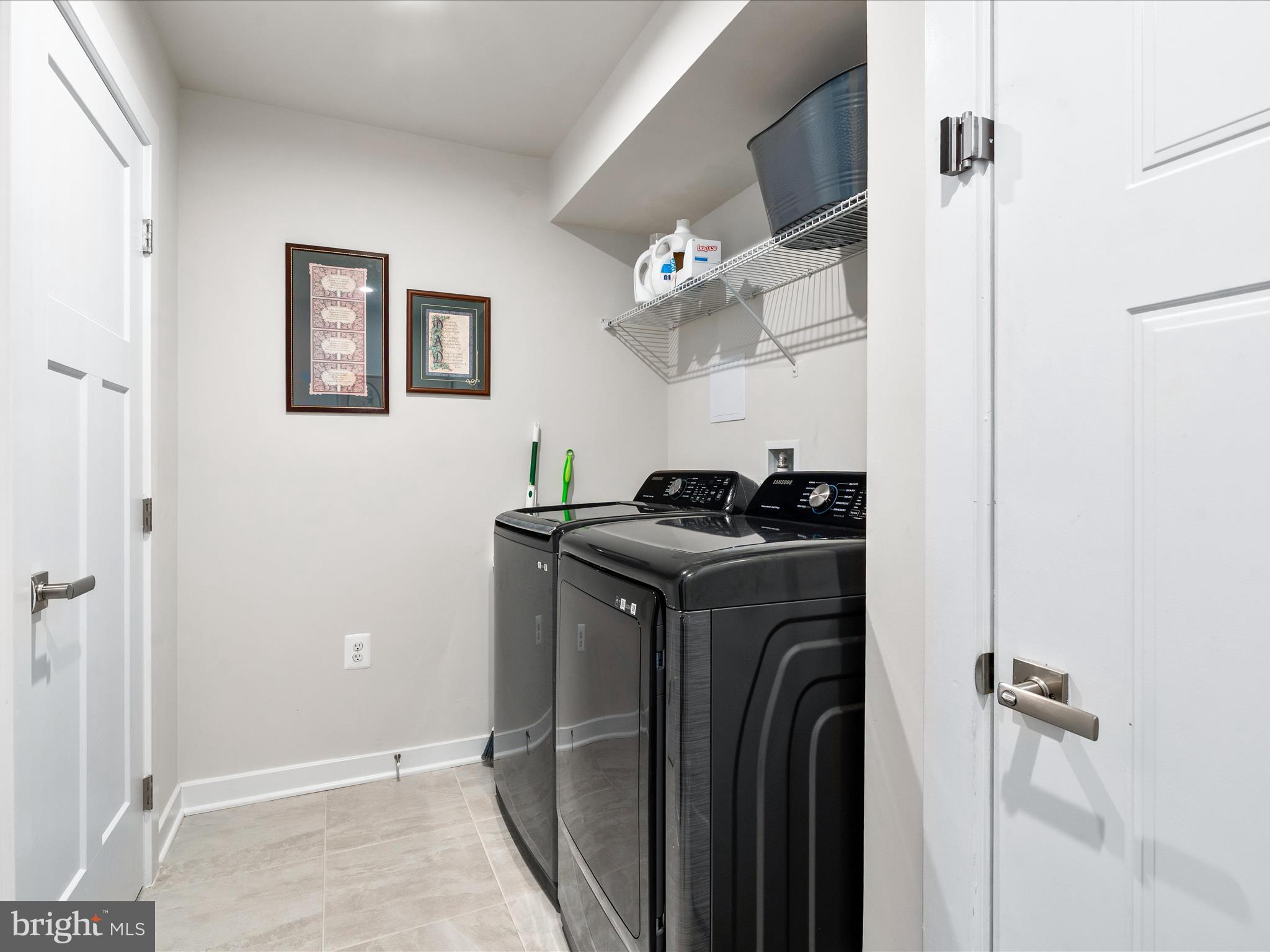 BLOOMFIELDS - Residential