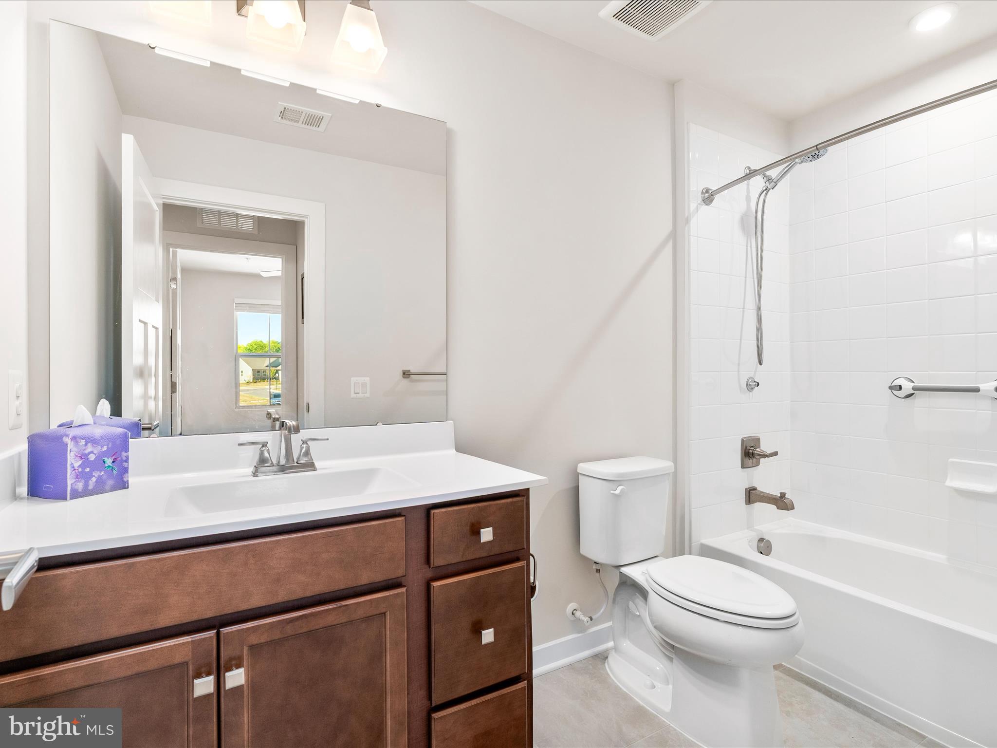 BLOOMFIELDS - Residential