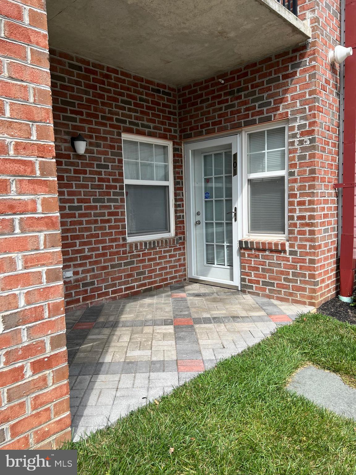 RED BROOK HOMES - Residential