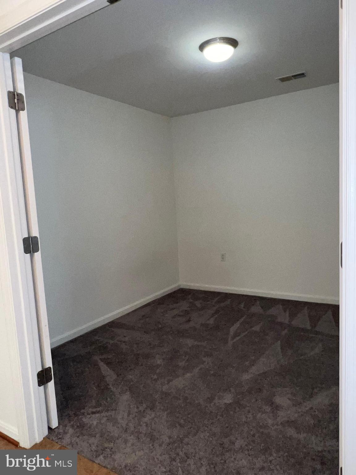 RED BROOK HOMES - Residential