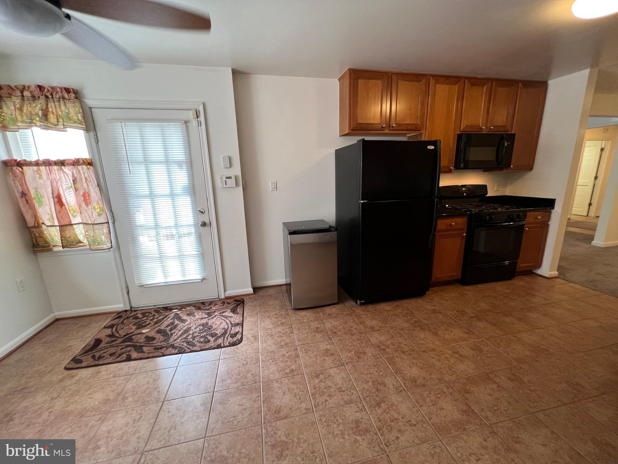 RED BROOK HOMES - Residential