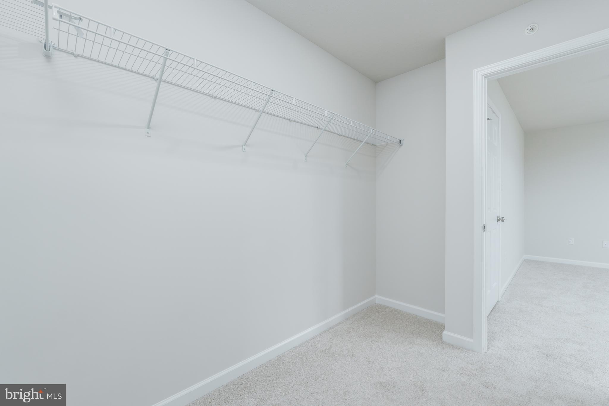 GRAYS POINTE - Residential