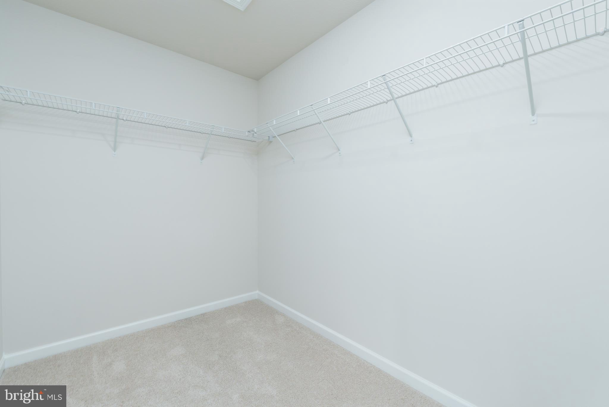 GRAYS POINTE - Residential