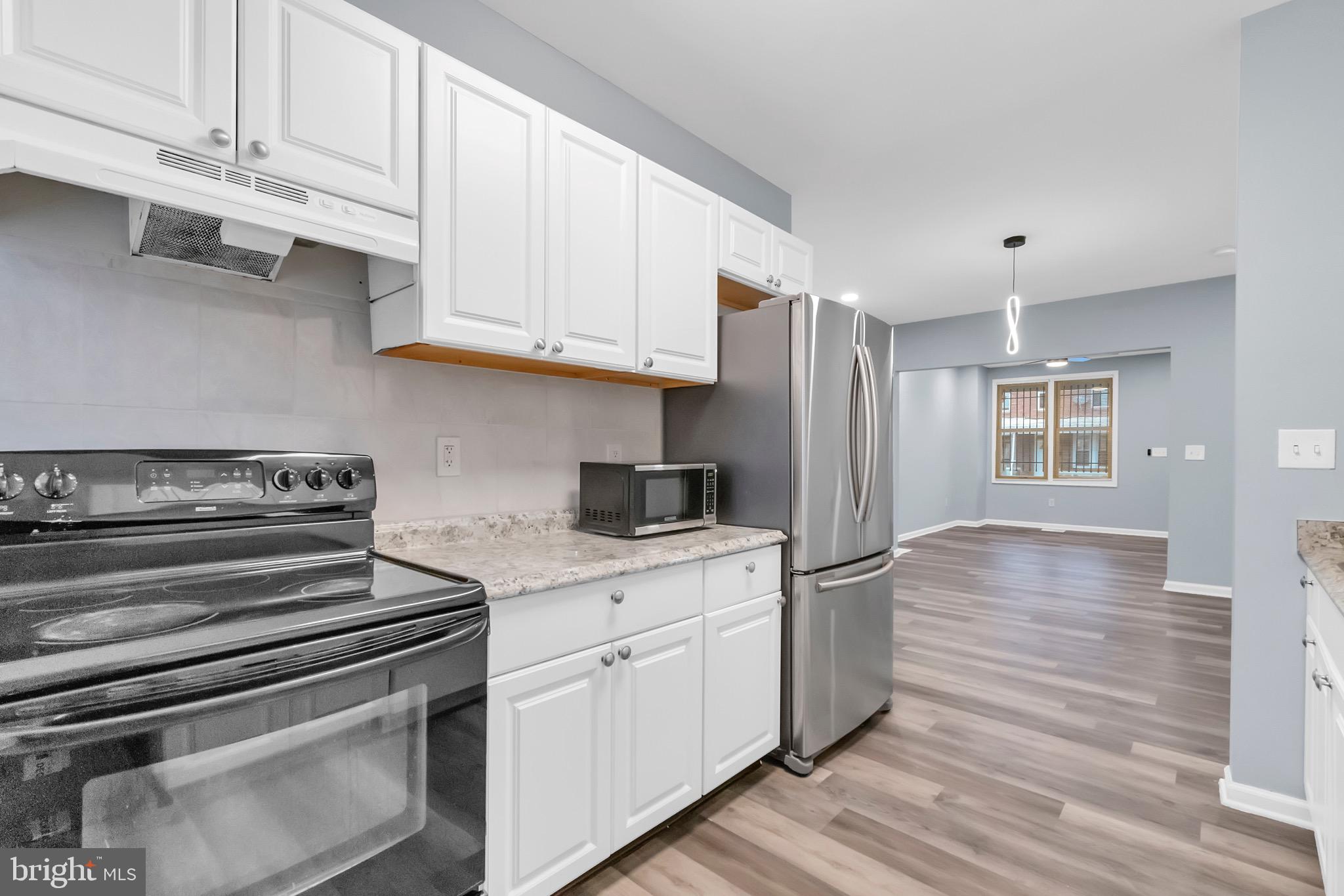 MIDDLE EAST - Residential Lease