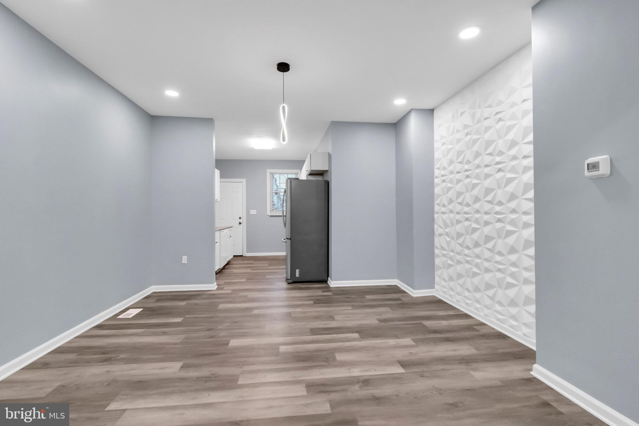 MIDDLE EAST - Residential Lease