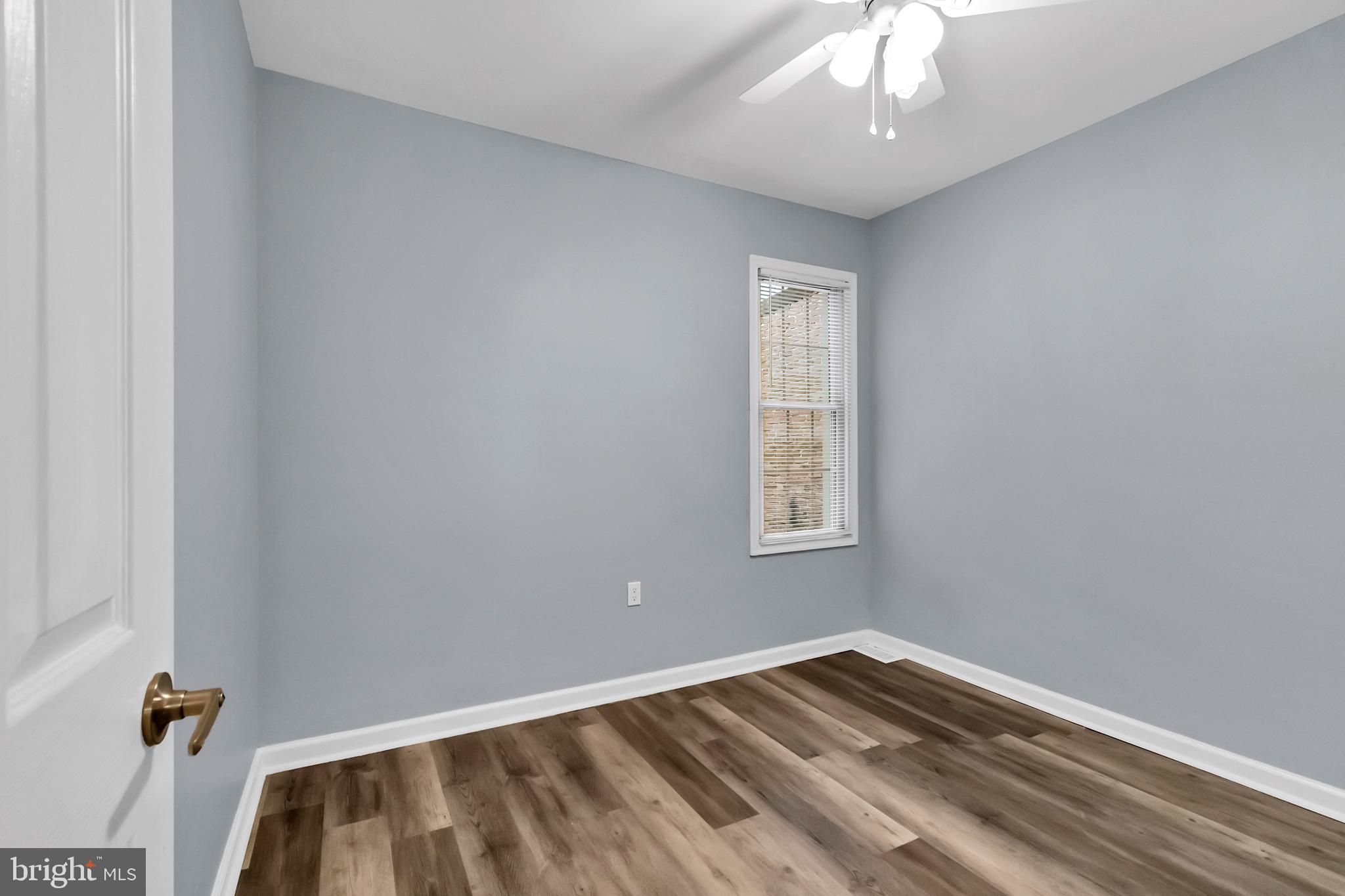 MIDDLE EAST - Residential Lease