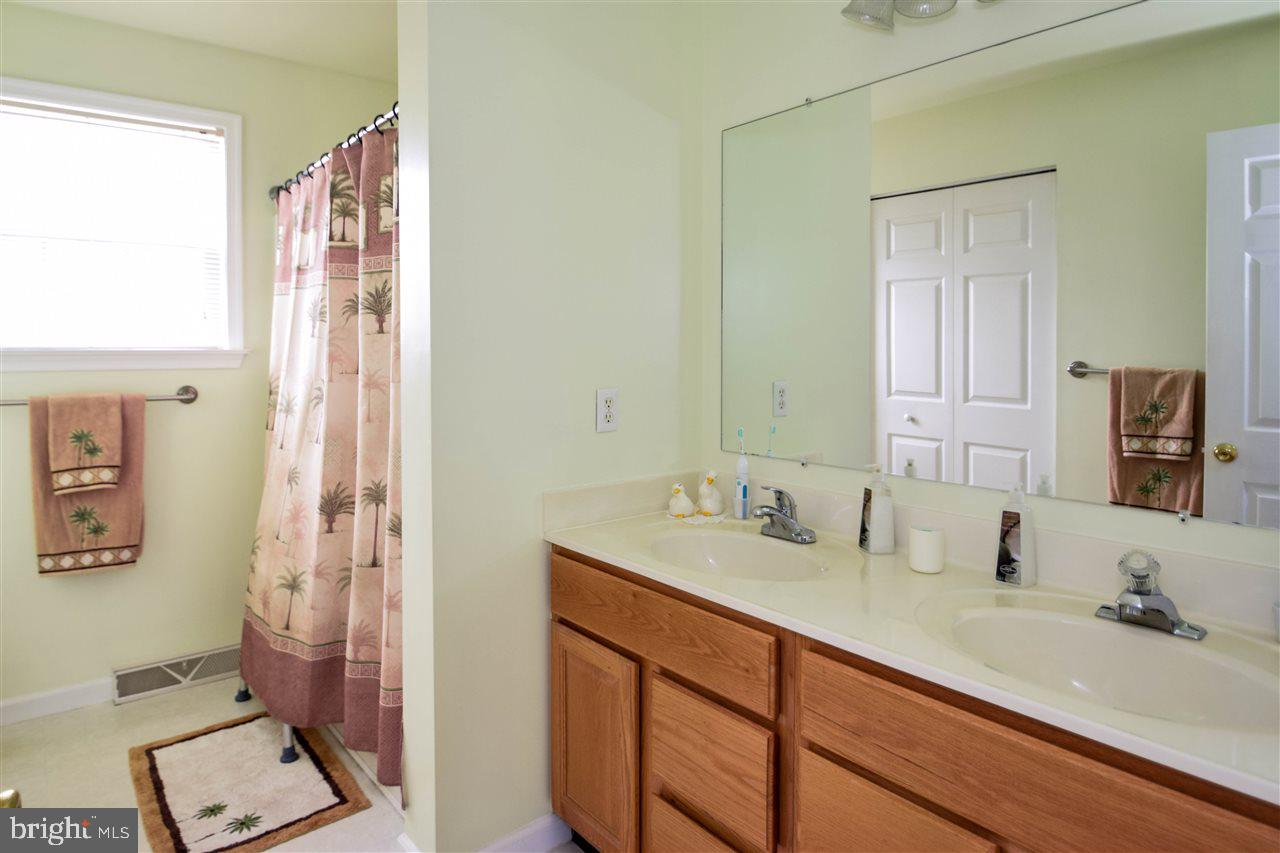 STEWARTSTOWN STATION - Residential