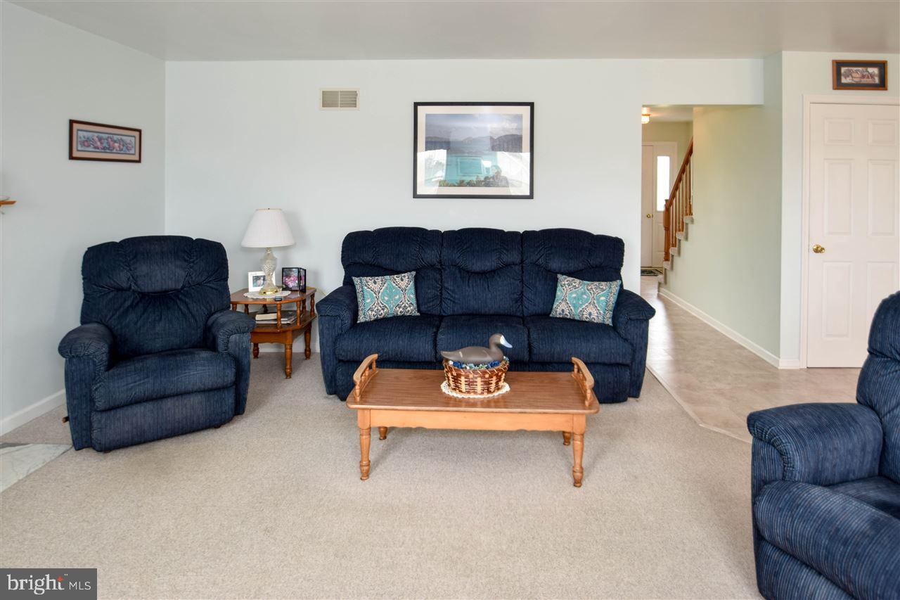 STEWARTSTOWN STATION - Residential