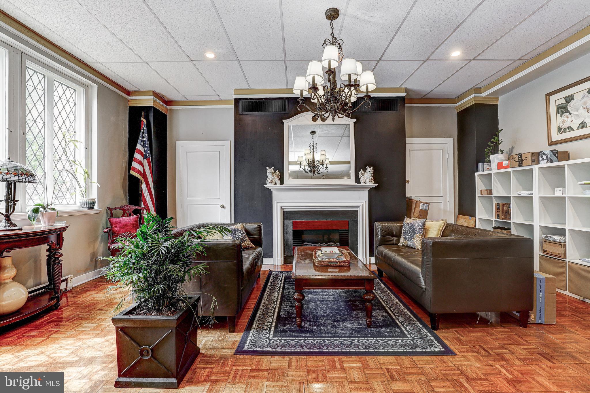 MOUNT VERNON PLACE HISTORIC DISTRICT - Residential