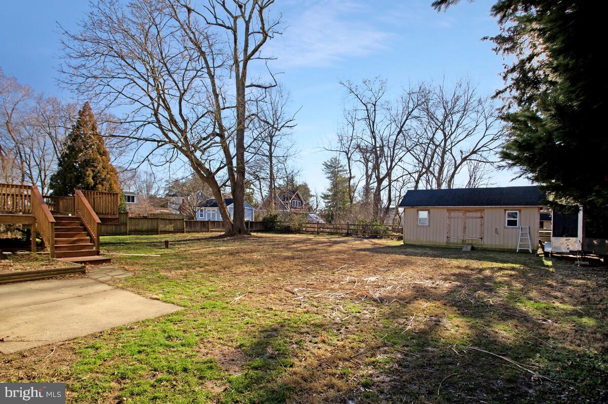 WHITEHALL BEACH - Residential