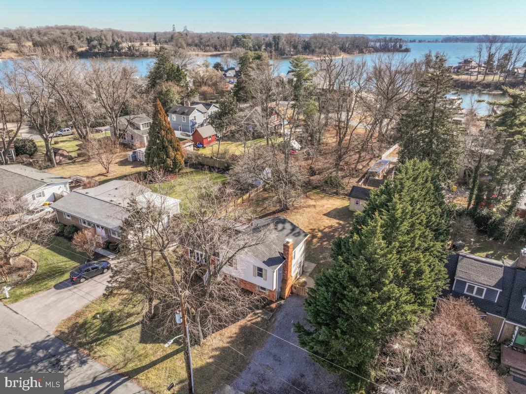 WHITEHALL BEACH - Residential