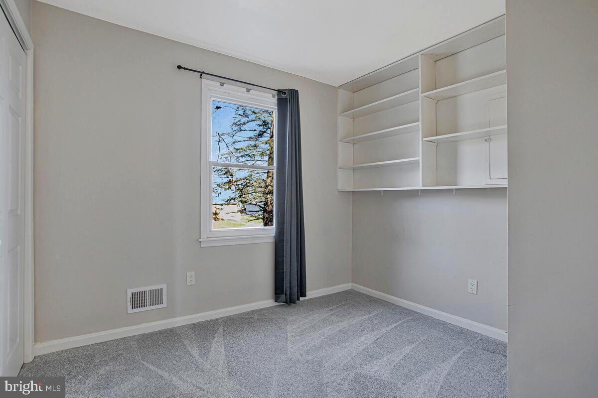 WHITEHALL BEACH - Residential