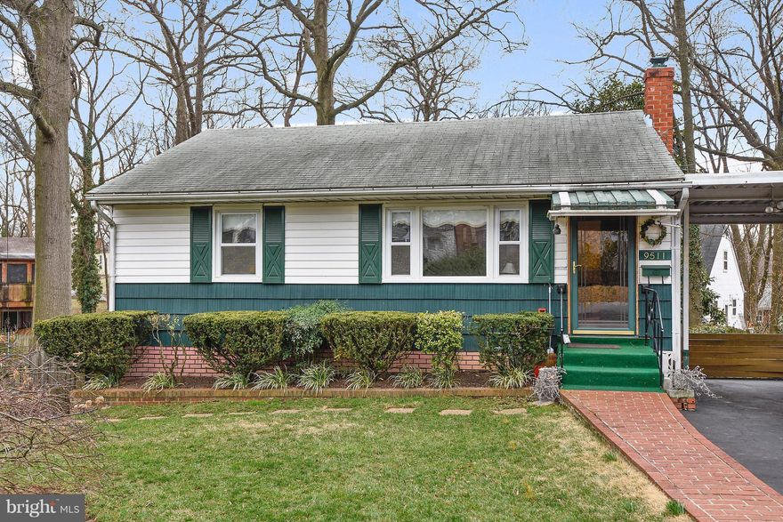SFH in College Park with brick walkway & carport/driveway! Charming 2BED/1BTH spacious home w/ finished basement w/ walkout access. Enclosed *SUNROOM* opens into dreamy large backyard & private fence! Two miles from University of MD and easy access to I-495. Close to shopping, amenities and local park! ::: HVAC <5yrs old. Washer/Dryer & stove replaced in 2016 ::: MUST SEE!!! *ORHome Warranty Inc.*