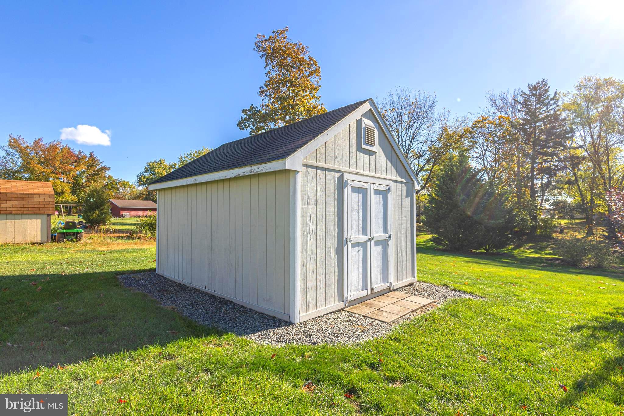 INDIAN CREST FARMS - Residential