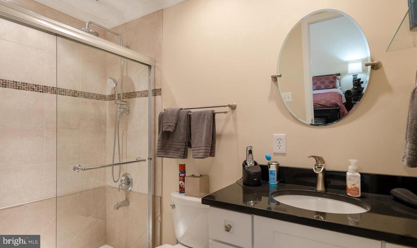 SHIRLEY PARK - Residential