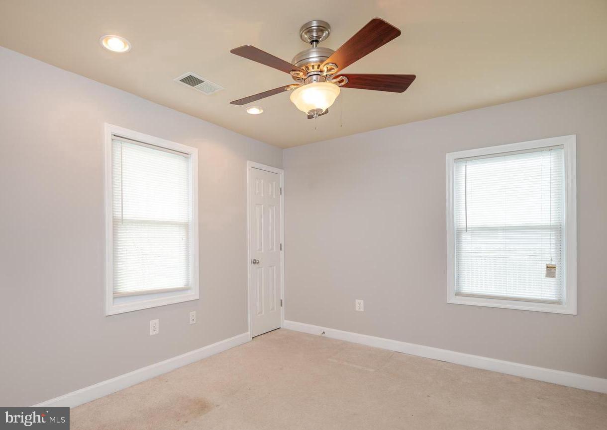 SHIRLEY PARK - Residential