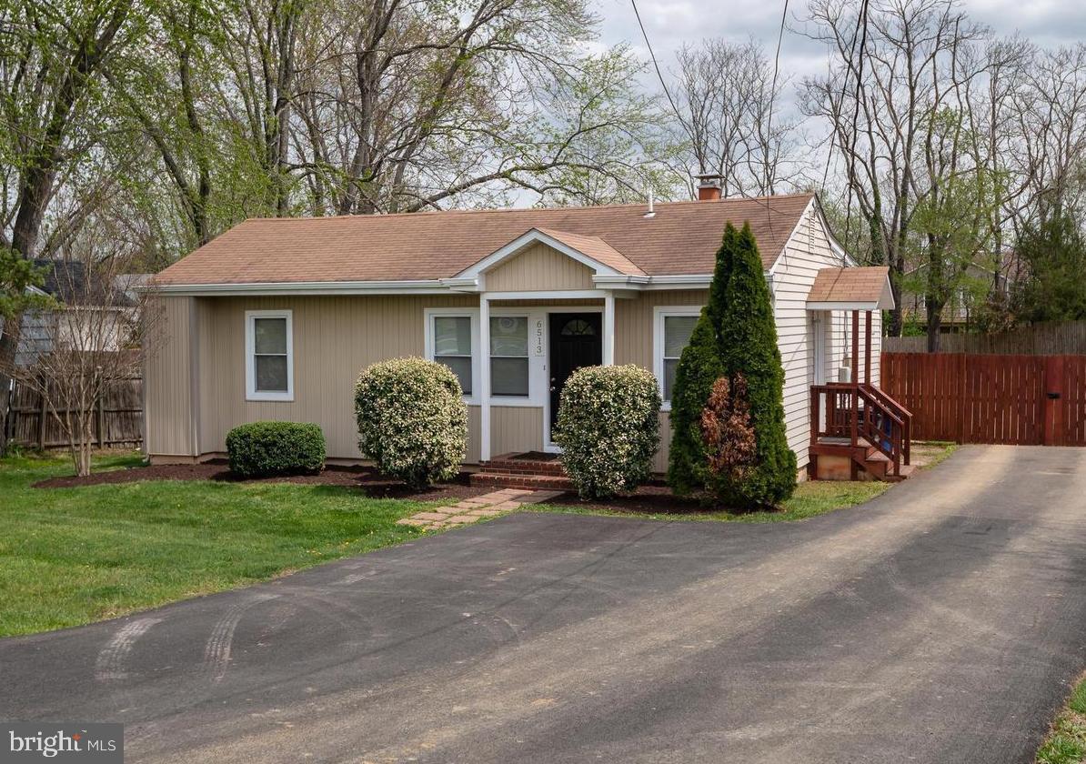 SHIRLEY PARK - Residential