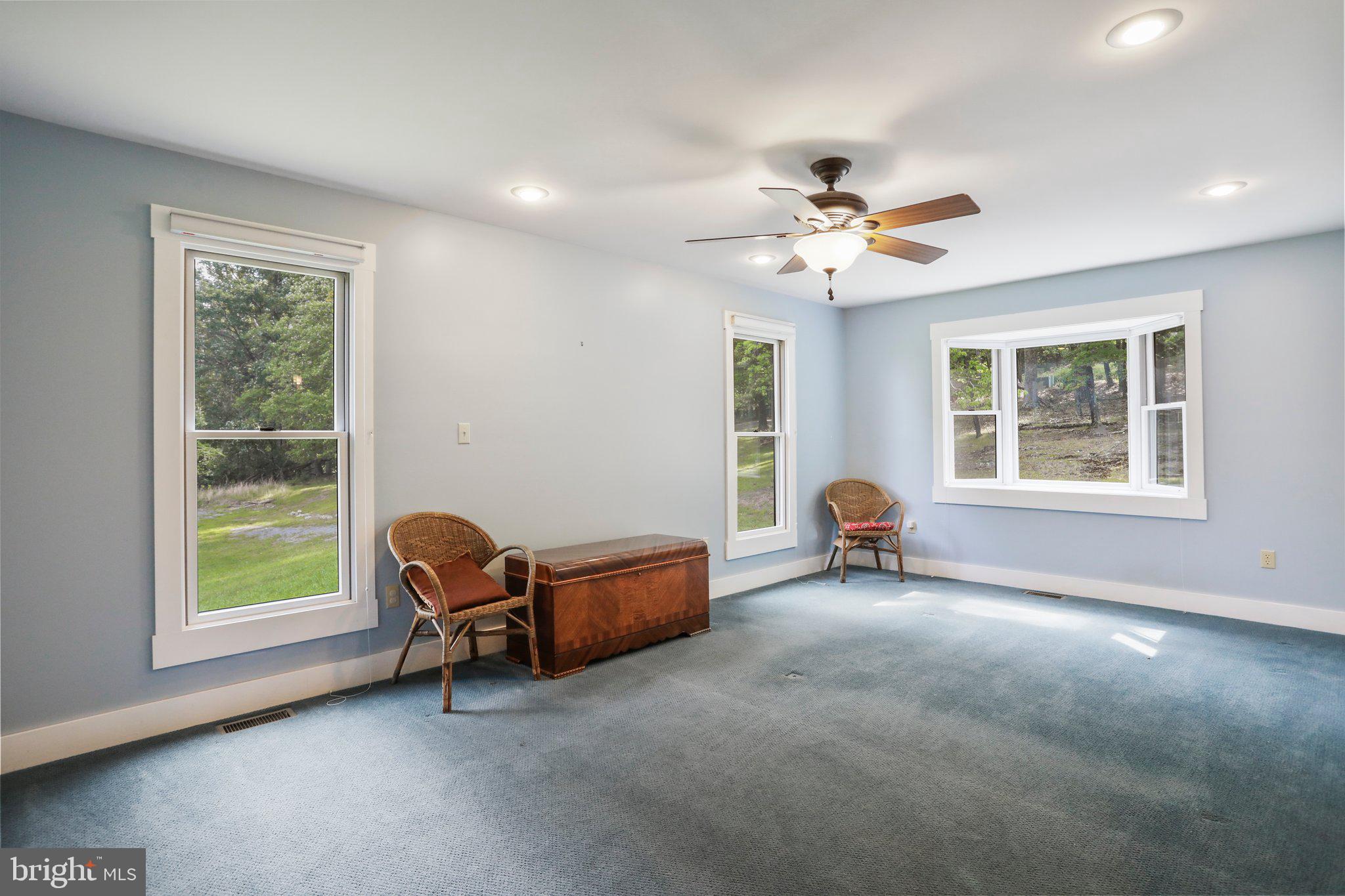 MEADOW HILLS ESTATES - Residential