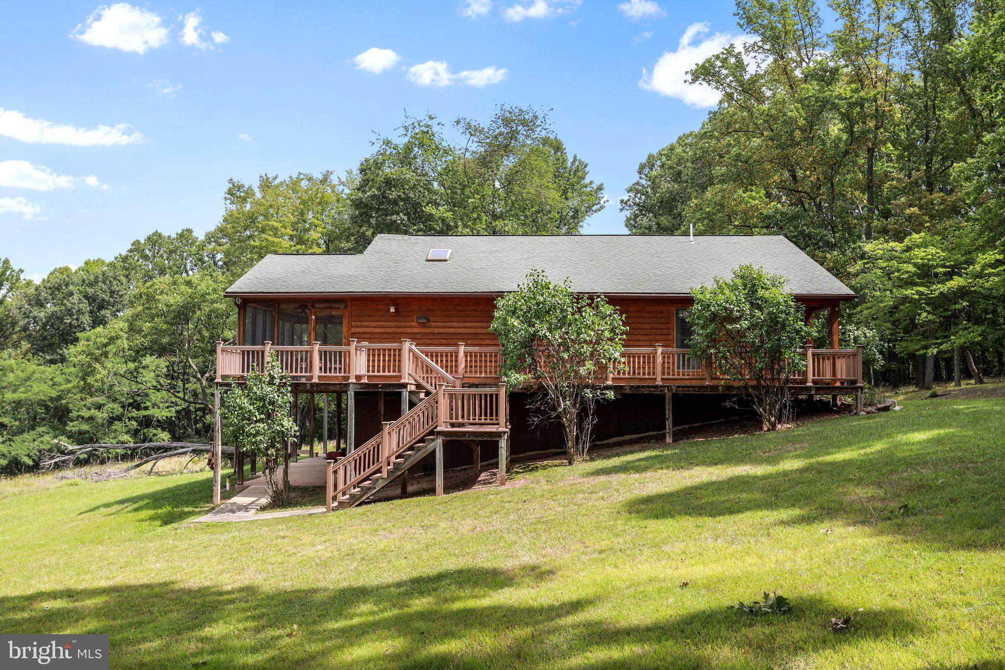 MEADOW HILLS ESTATES - Residential