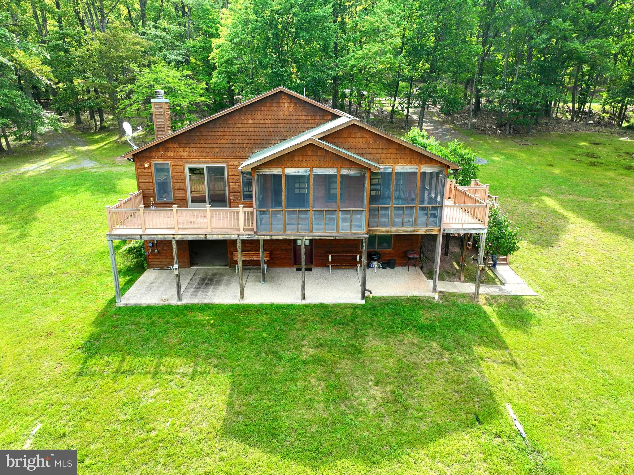 MEADOW HILLS ESTATES - Residential