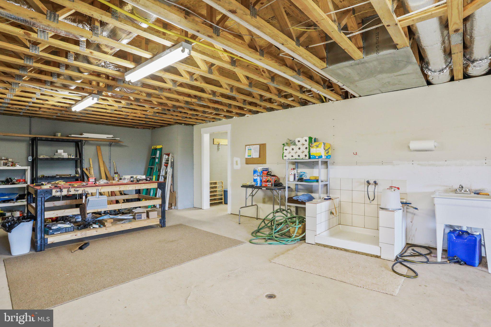 MEADOW HILLS ESTATES - Residential