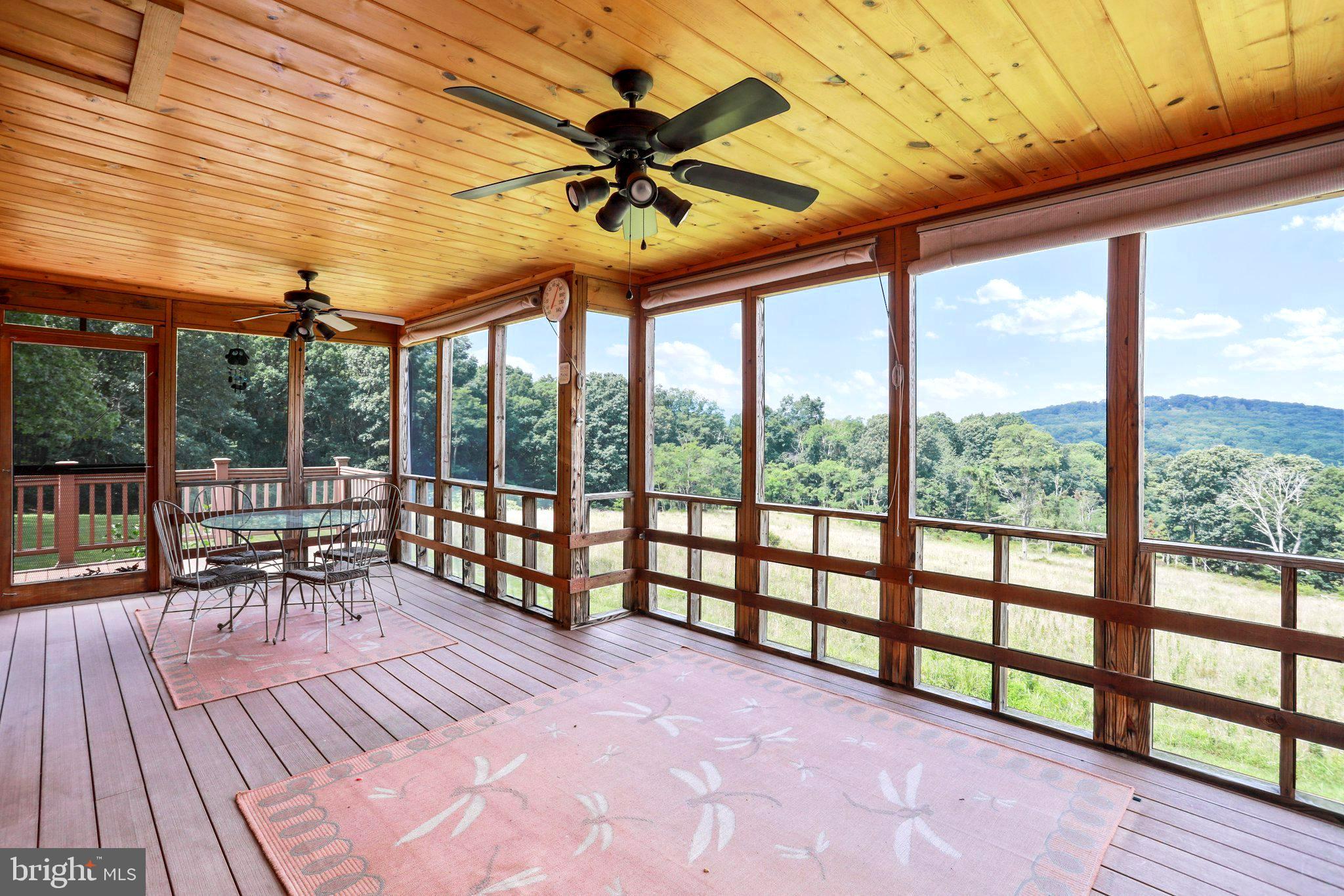 MEADOW HILLS ESTATES - Residential