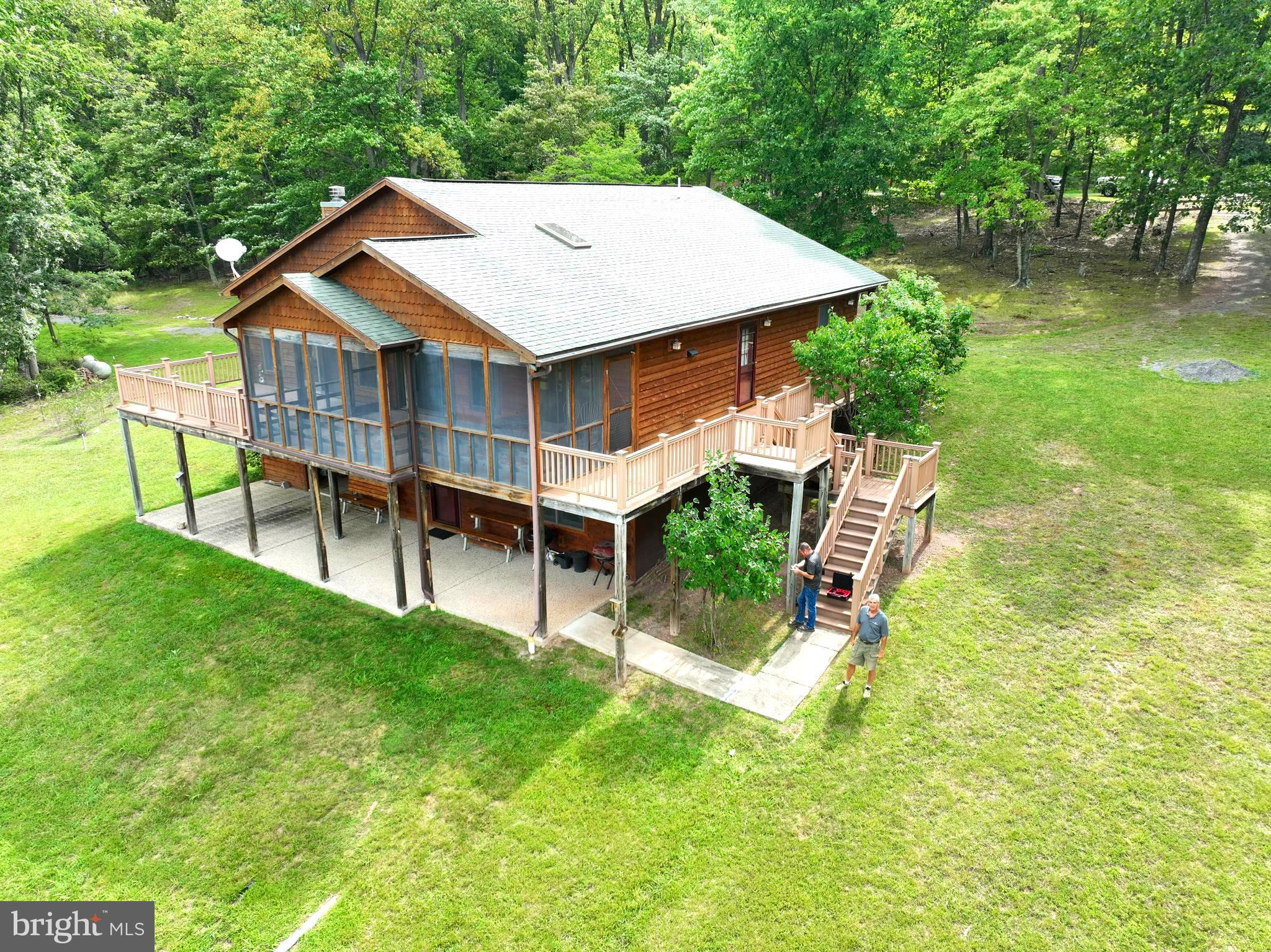 MEADOW HILLS ESTATES - Residential