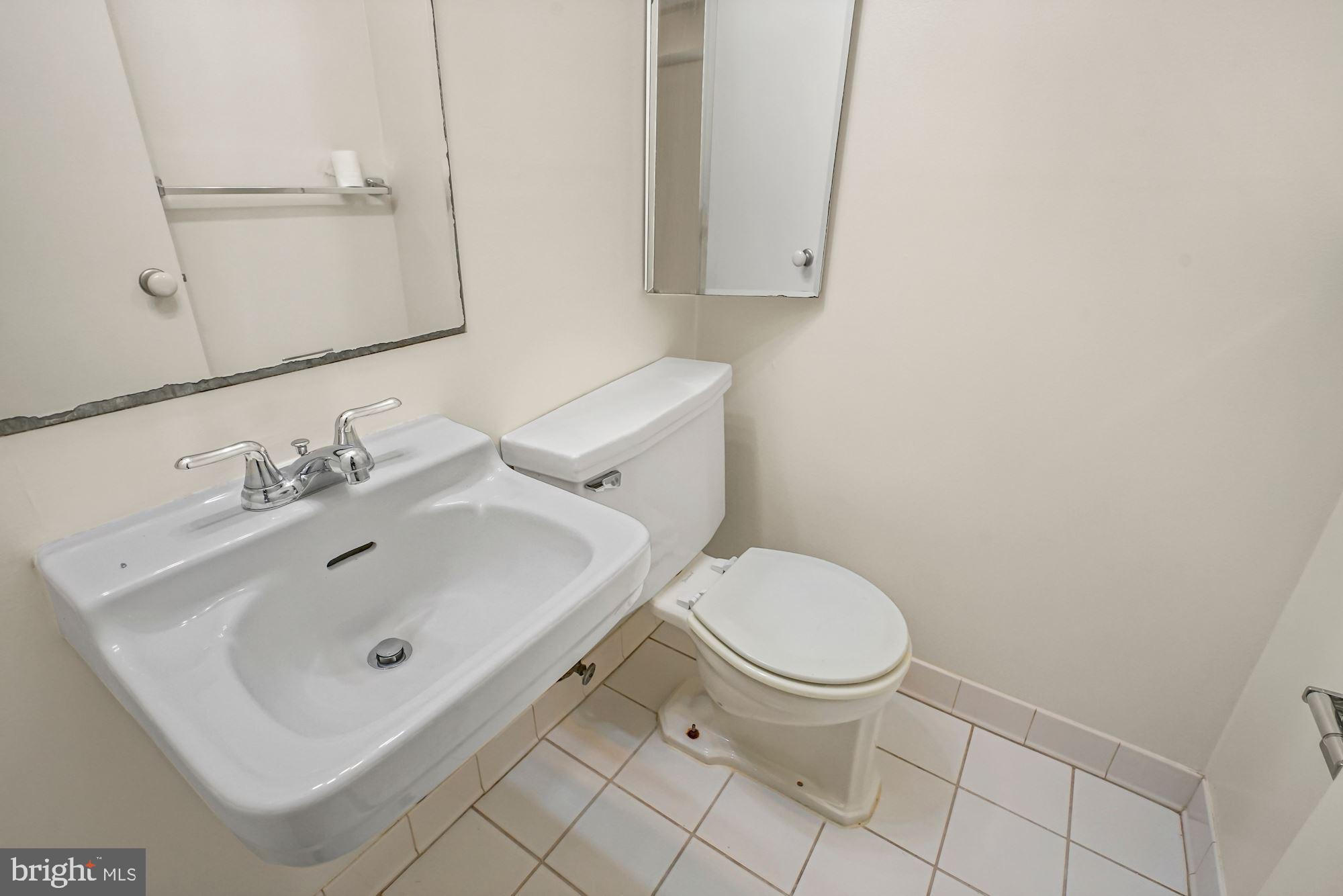 PARKSIDE CONDOMINIUMS - Residential