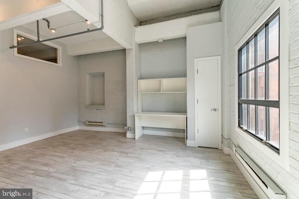 WASHINGTON SQ WEST - Residential Lease