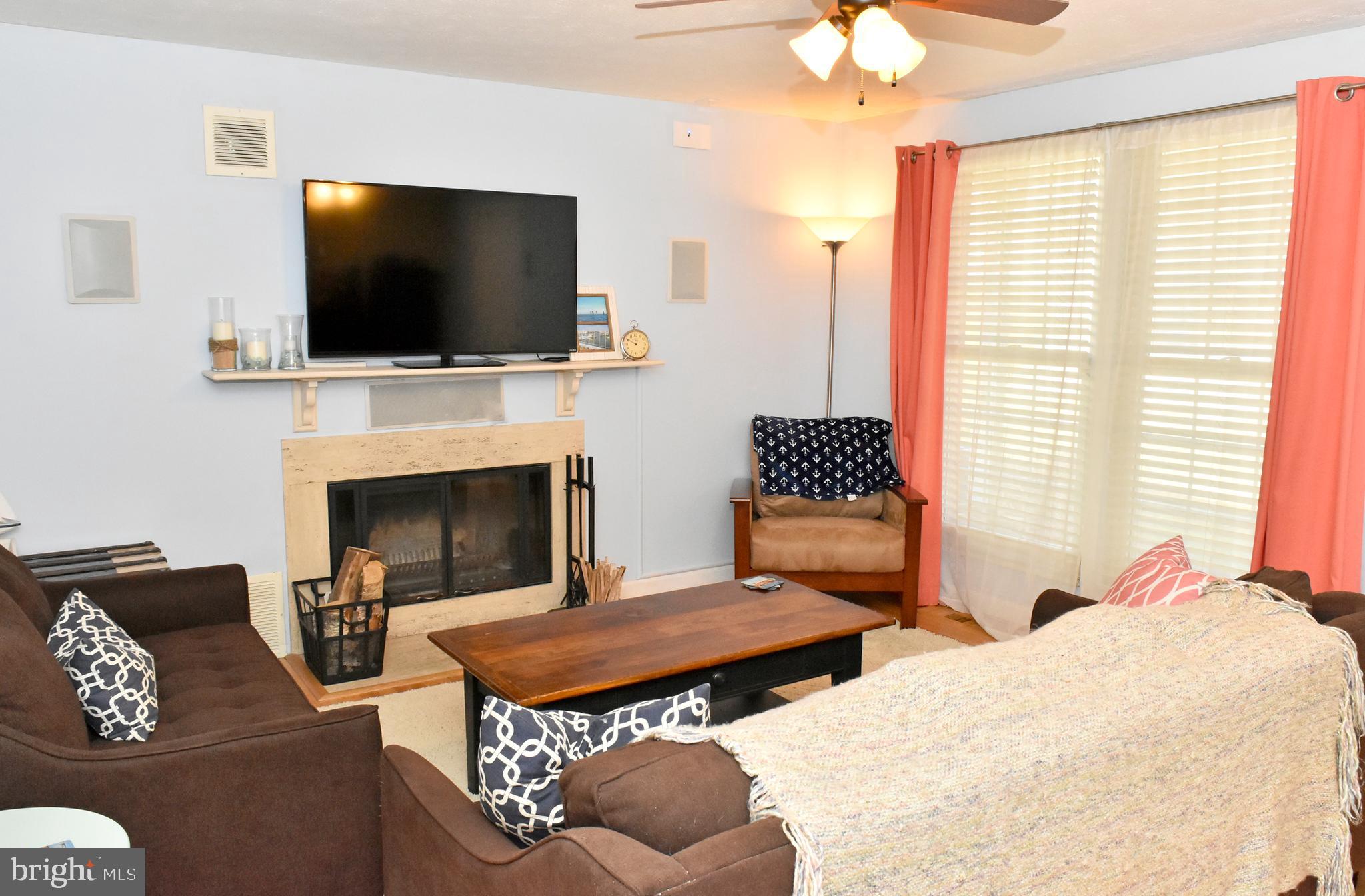 VILLAGE OF OWEN BROWN - Residential Lease