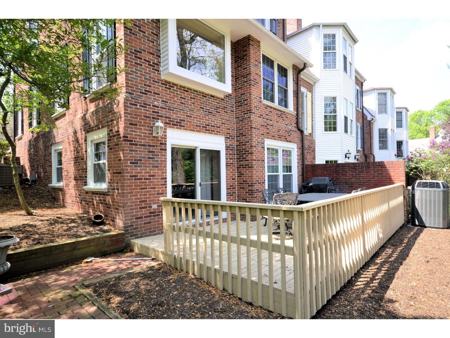 HERITAGE HILLS - Residential