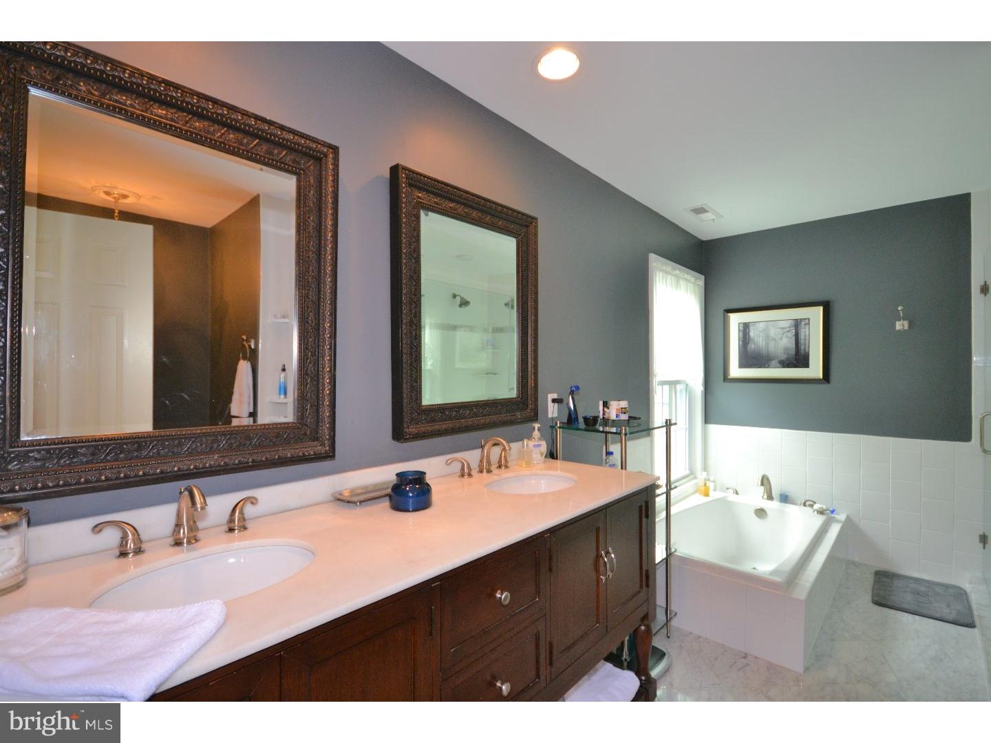 HERITAGE HILLS - Residential