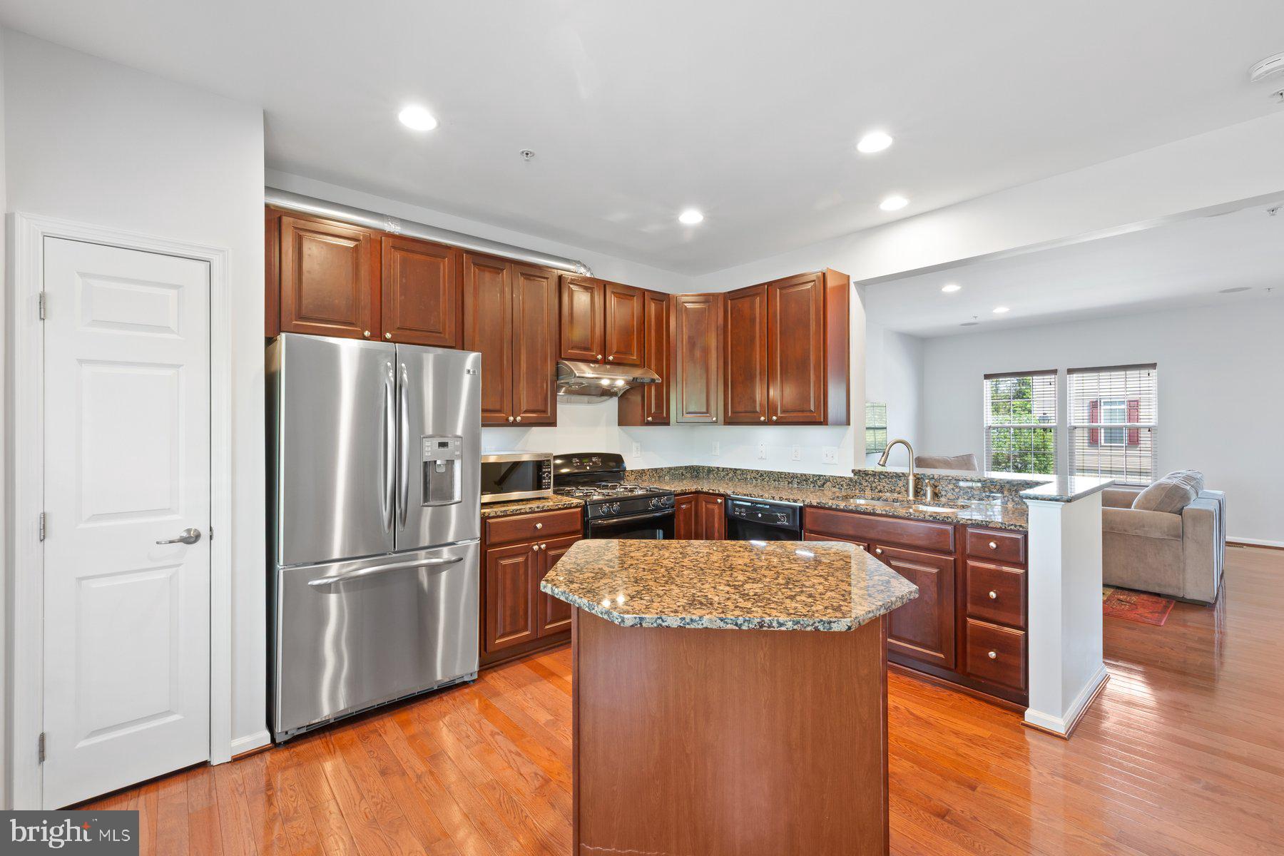 DORSEY CROSSING - Residential